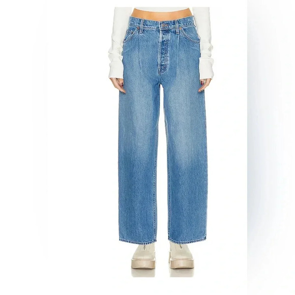 MOTHER Denim - Mother denim Snacks Pleated Fun Dip Ankle in Delicious Memories Sz 33